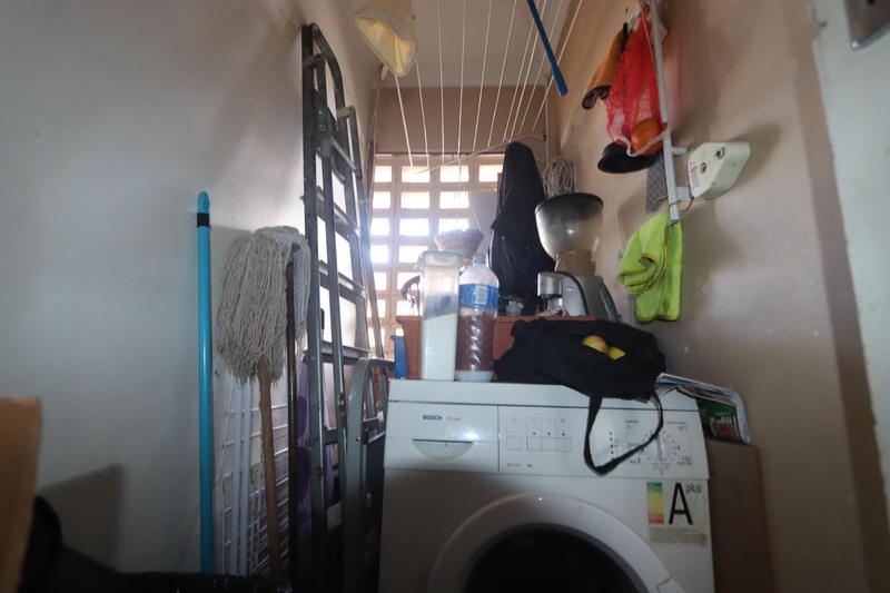 2 Bedroom Property for Sale in Claremont Western Cape